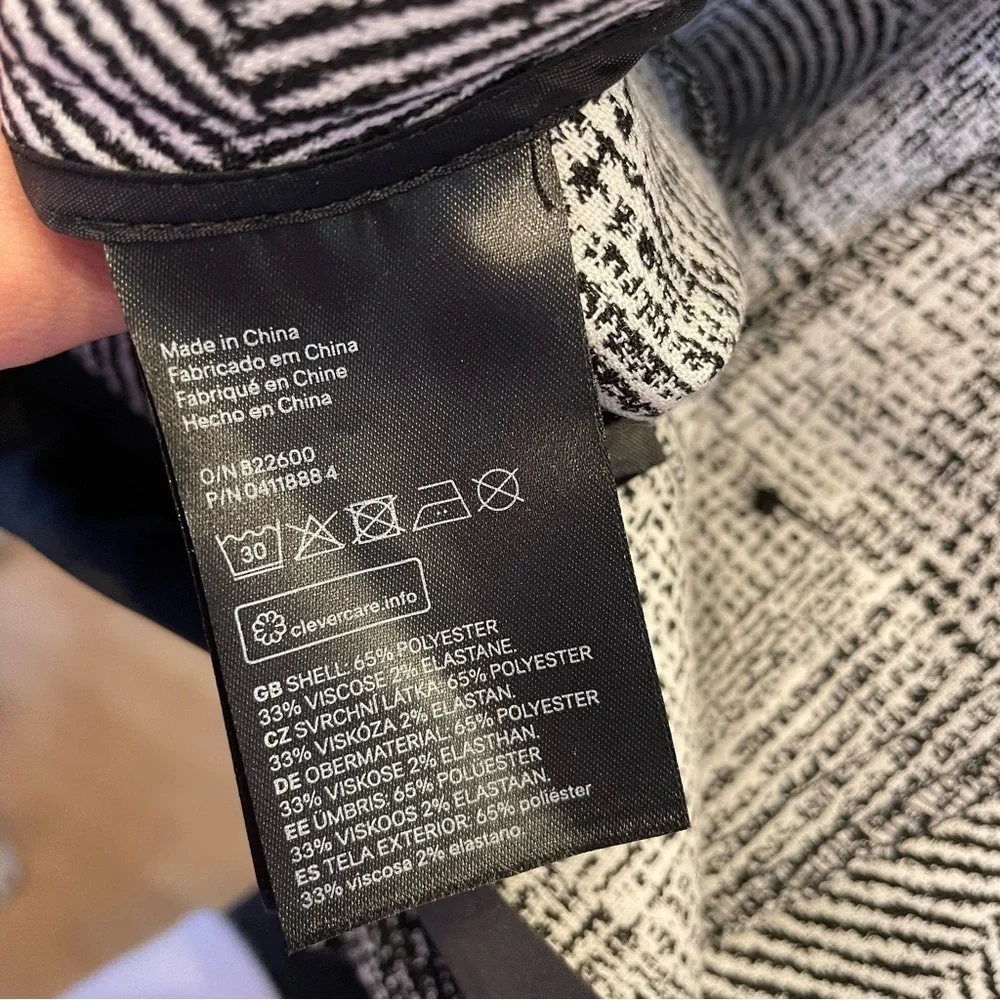 H&M Pencil Skirt 6 - Picture 6 of 7